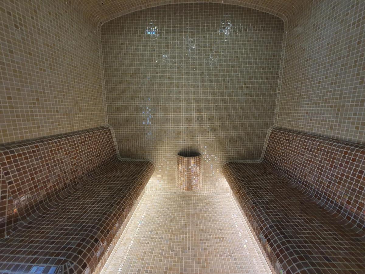 Panorama Lux Wellness Apartman Hajdúszoboszló 外观 照片