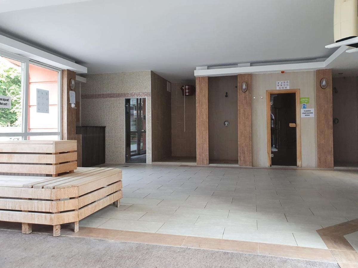 Panorama Lux Wellness Apartman Hajdúszoboszló 外观 照片